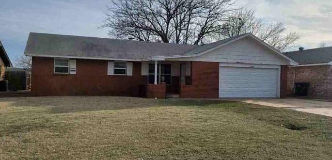 4105 OAKCREST AVE, Enid, OK 73703