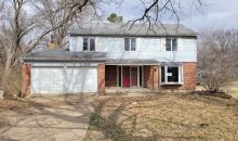 2009 New Jamestown Rd Saint Louis, MO 63138