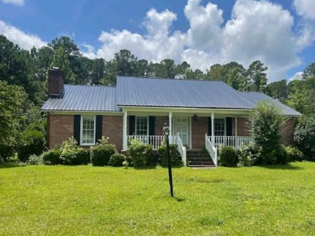 24278 NC HIGHWAY 71 N, Parkton, NC 28371