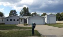 14 Geneva Ct Bloomington, IL 61704