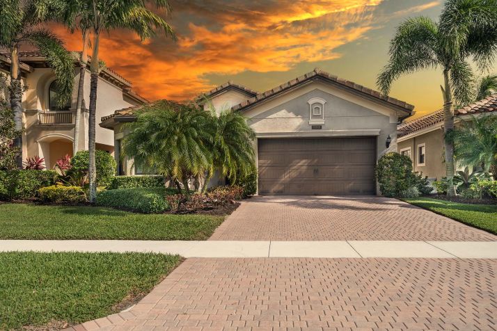 16818 BRIDGE CROSSING CIRCLE, Delray Beach, FL 33446
