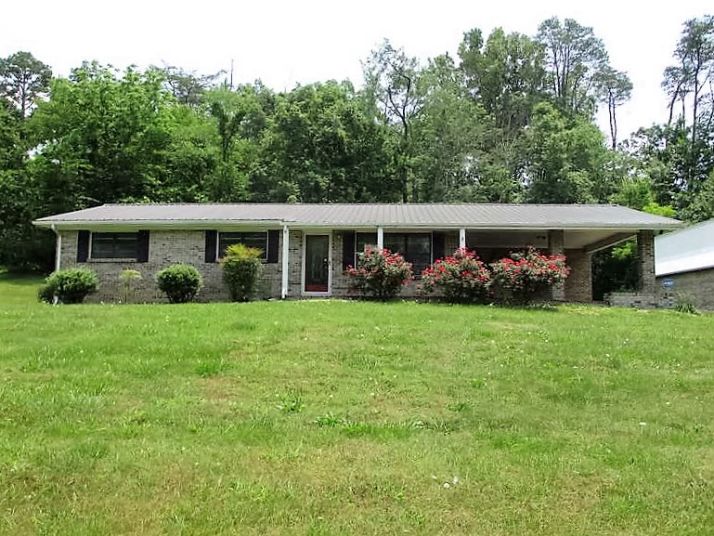3948 Sweetwater Vonore Rd, Sweetwater, TN 37874