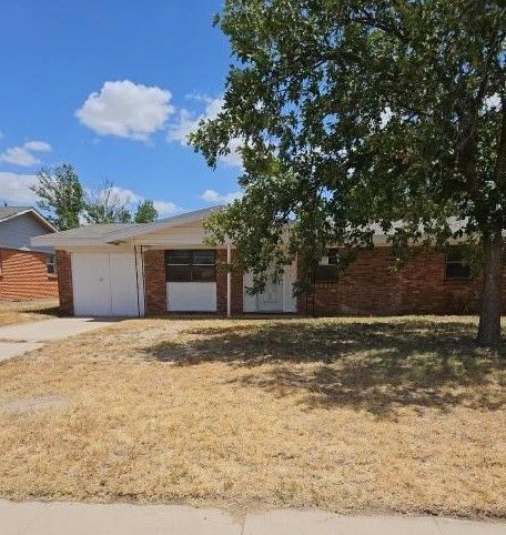 3701 Hamilton St, Big Spring, TX 79720