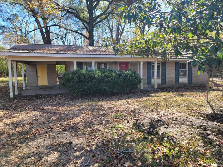 1323 Rosedale Drive, Demopolis, AL 36732