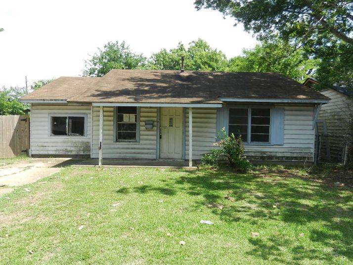 1304 Michael St, Bossier City, LA 71112