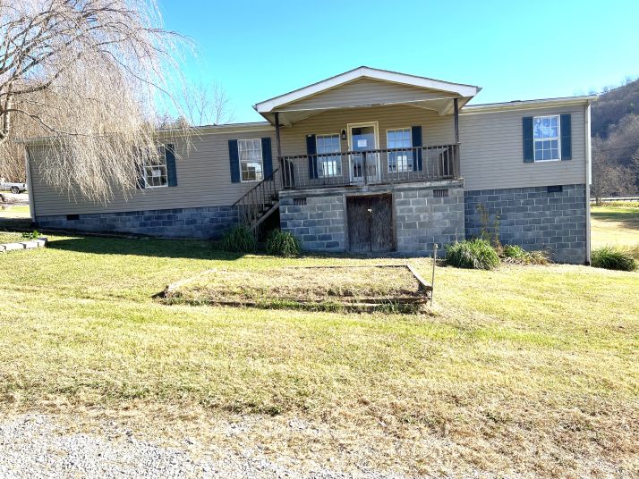44441 Veterans Memorial Highway, Dryden, VA 24243