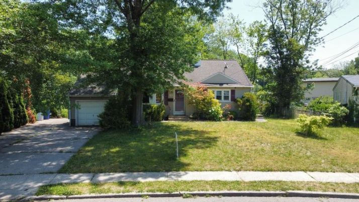 1548 POTOMAC AVE, North Brunswick, NJ 08902