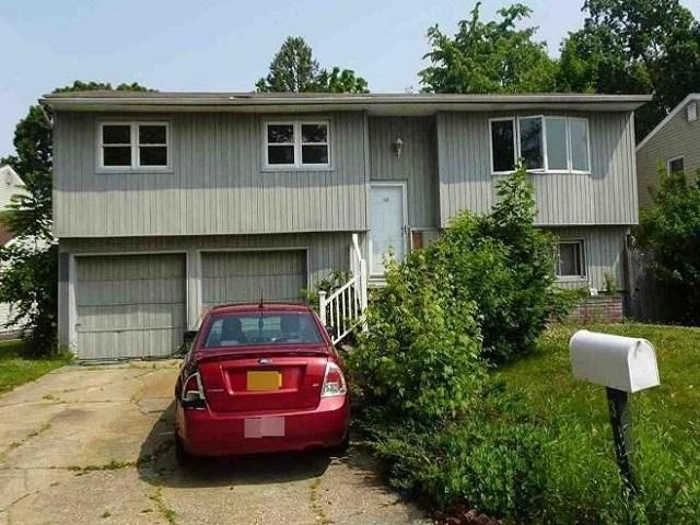 30 CARLOW ST, Huntington, NY 11743