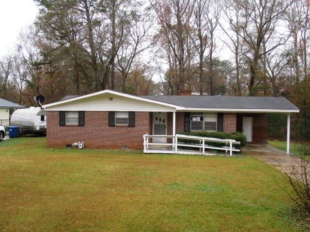 609 Gibbons Blvd, Butler, AL 36904