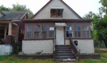 8102 WILLARD ST Detroit, MI 48214