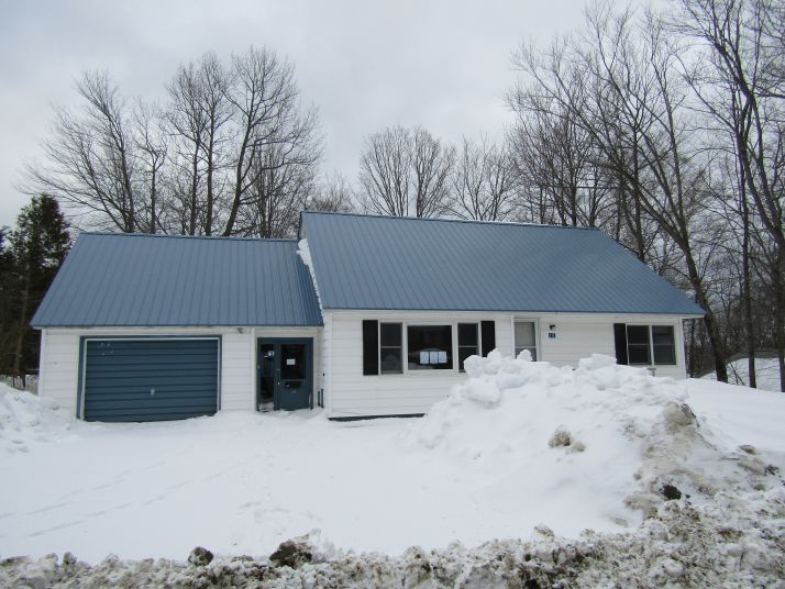 15 New Hampshire St, Millinocket, ME 04462