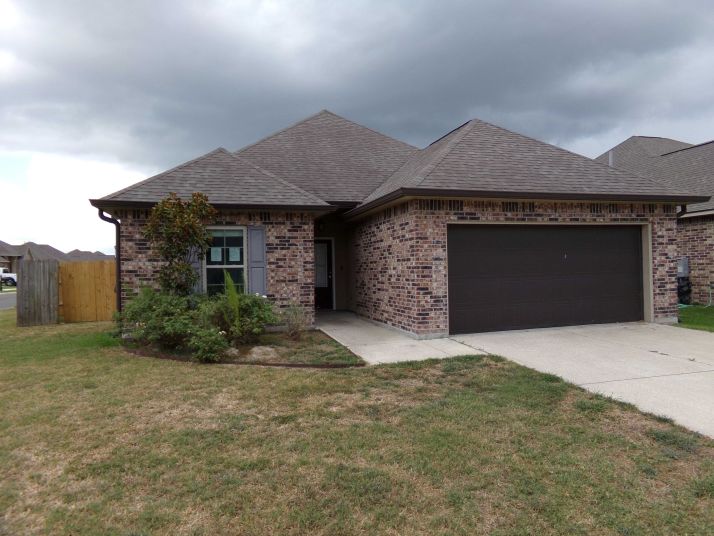 309 Long Hill Dr, Sulphur, LA 70665