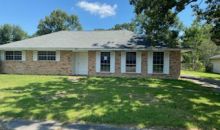 9631 Rustling Oaks Dr Baton Rouge, LA 70818