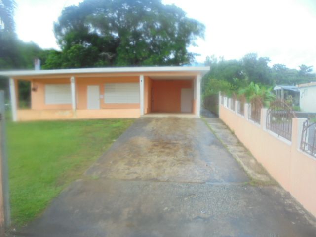 983 Rd #20 Pitahaya Wd, Luquillo, PR 00773