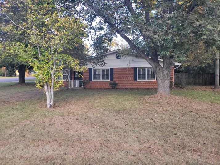 1101 S Commissioner, Demopolis, AL 36732