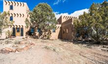51 B CALLE GURULE Santa Fe, NM 87505