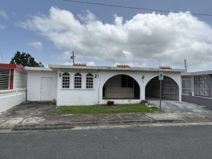 K6 E Street, Cayey, PR 00736