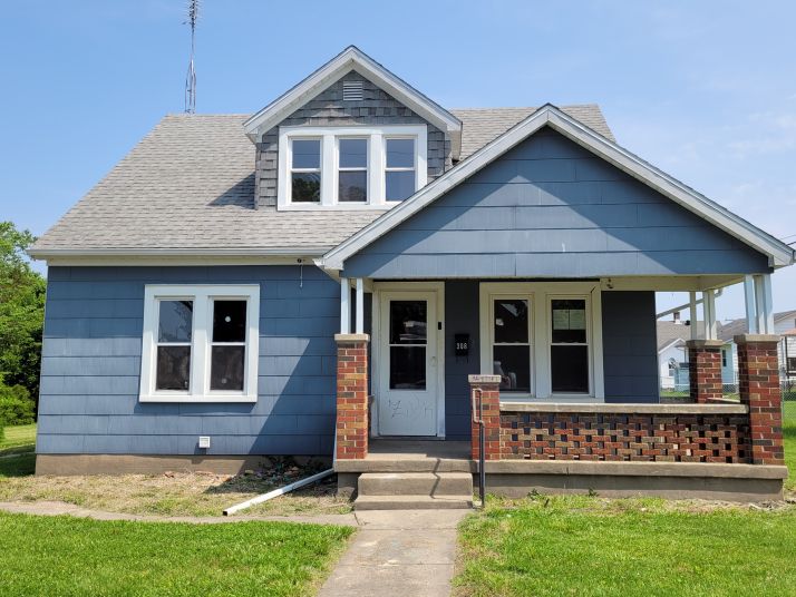 308 Grand Ave, Perryville, MO 63775