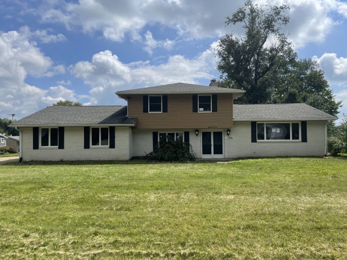 1804 Pine Knoll Ave, Massillon, OH 44646