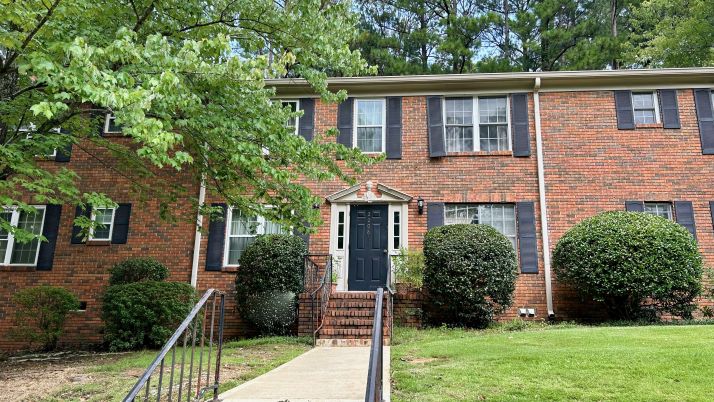 2208 Montreat Cir B, Birmingham, AL 35216