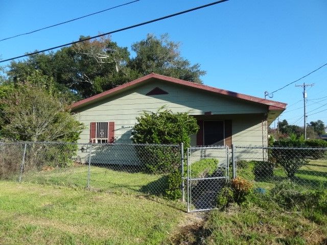 1202 W 5th St, Crowley, LA 70526