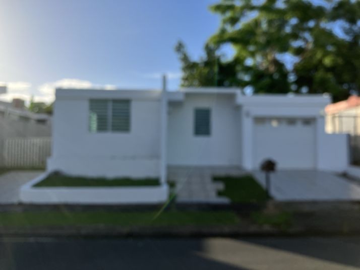 E-4 5 Street, Bayamon, PR 00956