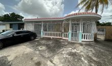 R13-43 34 Street Caguas, PR 00725