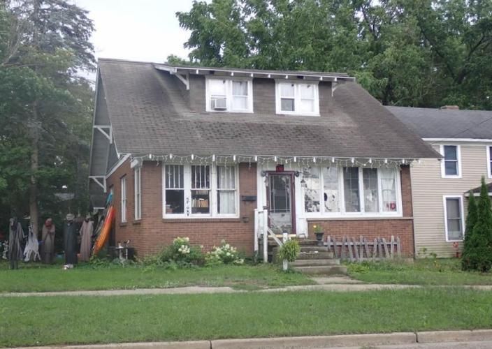 132 HERSEY ST, Cadillac, MI 49601