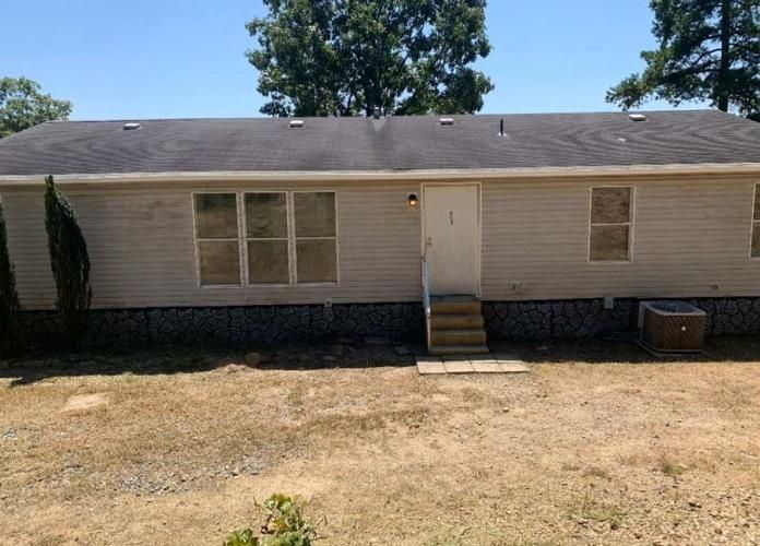 1115 CATHERINE COVE RD, Malvern, AR 72104