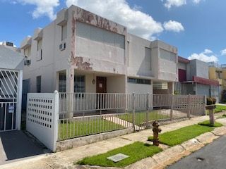 A-17 5 St, Bayamon, PR 00959