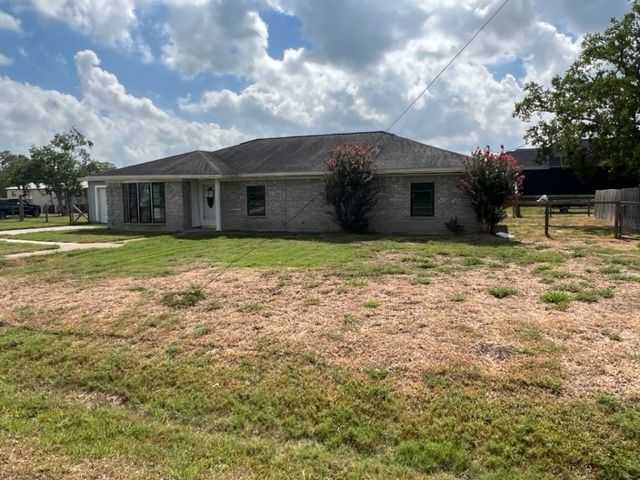 19114 County Road 520b, Brazoria, TX 77422