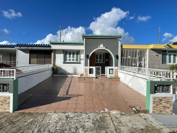 Zz-43 25 Villas De Rio, Caguas, PR 00725