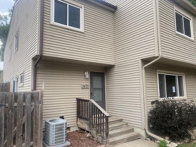 3472 Greenwood Ct S, Saint Paul, MN 55122