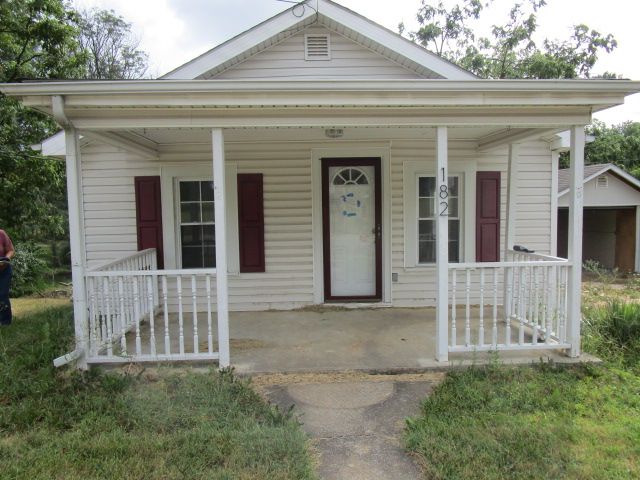 182 Draft Ave, Stuarts Draft, VA 24477