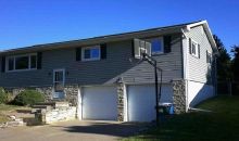 1001 ACORN LN Muscatine, IA 52761