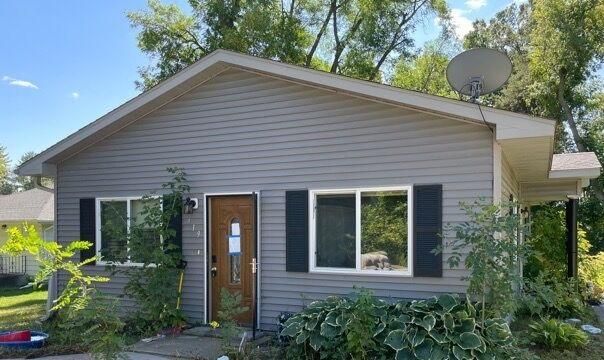 419 FOREST AVE W, Mora, MN 55051