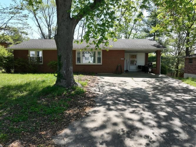 664 N MARYLAND ST, Jackson, MO 63755