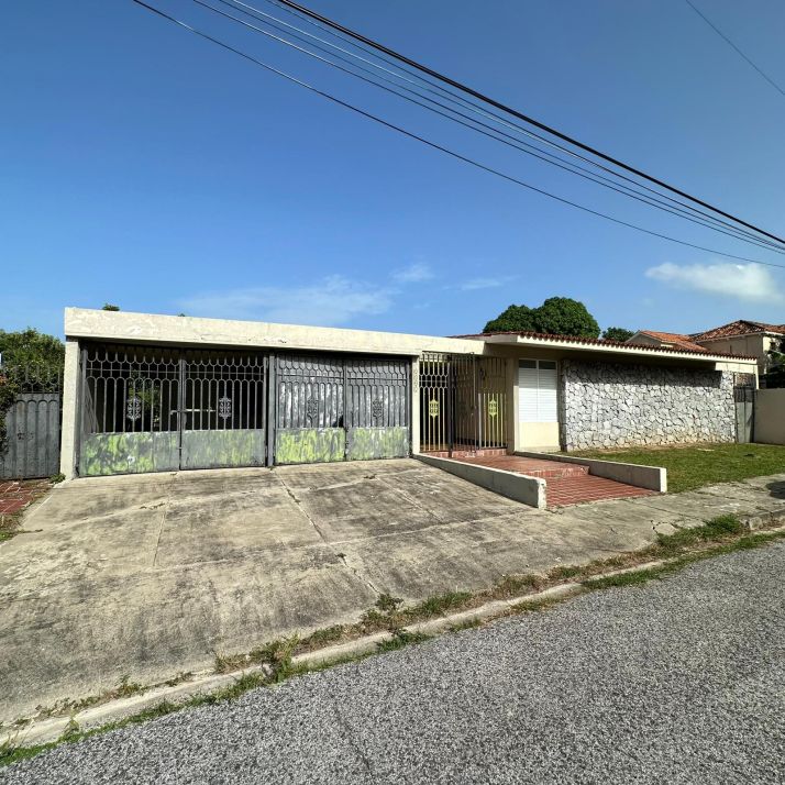 2307 Almenas St, Ponce, PR 00730