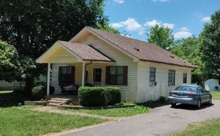 118 VICKERS AVE, Watertown, TN 37184