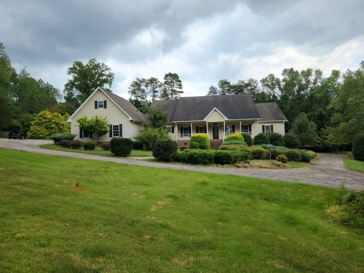 360 Hooper Creek Rd, Tryon, NC 28782