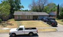 2118 BROOKSHIRE ST Arlington, TX 76010