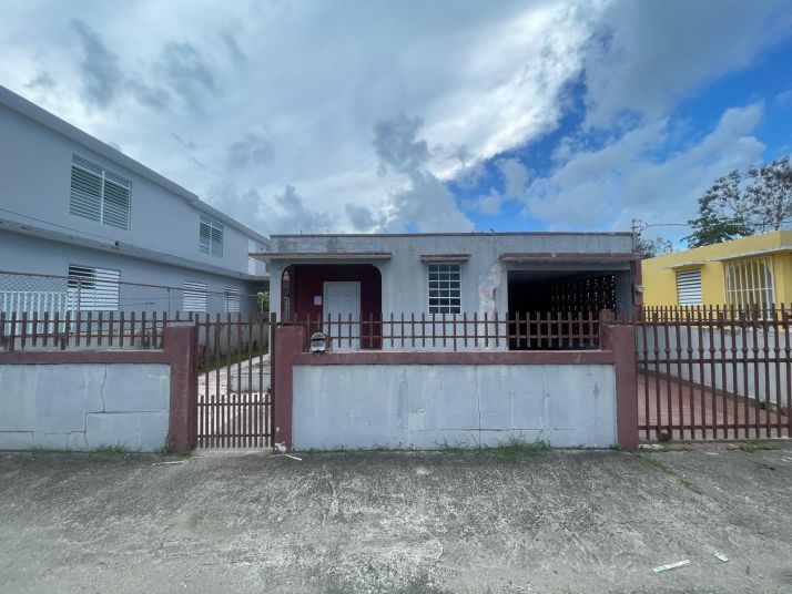 Lu2 Ext. Antonio Roig Prha-9, Humacao, PR 00791