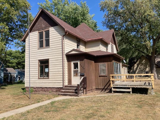 1409 3rd Ave, Windom, MN 56101