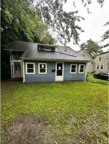 105 S ALPINE ST, Oakland, ME 04963