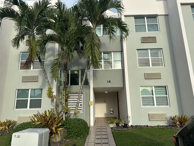 Apt. 1822 La Floresta Condo, Bayamon, PR 00956