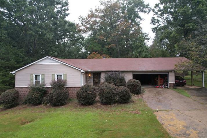 202 TANNER RD, Taylors, SC 29687