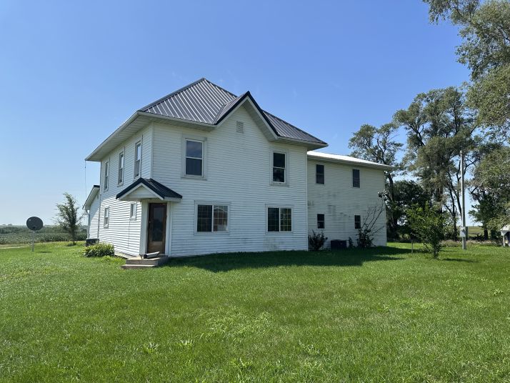 3356 150th St, What Cheer, IA 50268