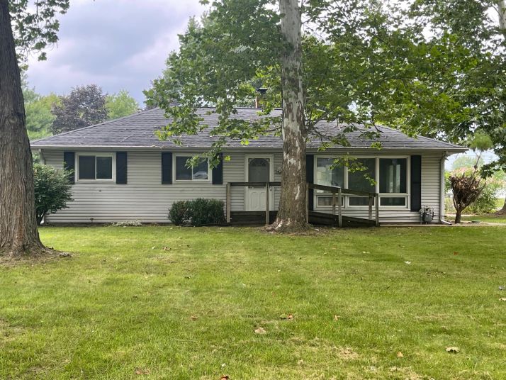 3658 Judy Dr, Lambertville, MI 48144