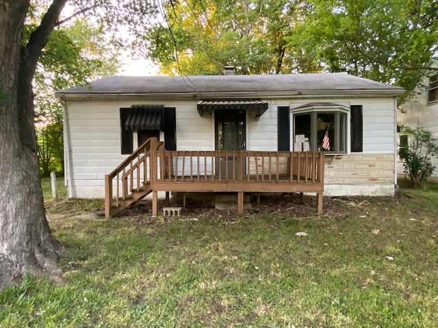1453 13th St, Cottage Hills, IL 62018