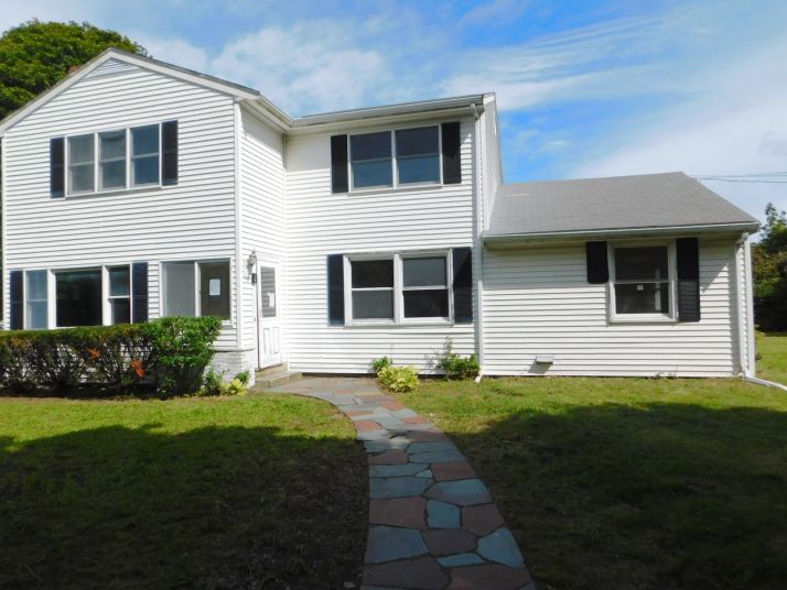 4 Ripley Road, Hull, MA 02045